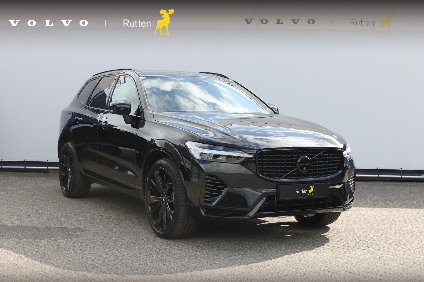Volvo XC60 - T6 350PK Plug-in hybrid AWD Ultra Black Edition Long Range / Lederlook dashboard / 360 gra - AutoWereld.nl