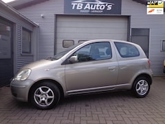 Toyota Yaris - 1.3 VVT-i Sol AIRCO
