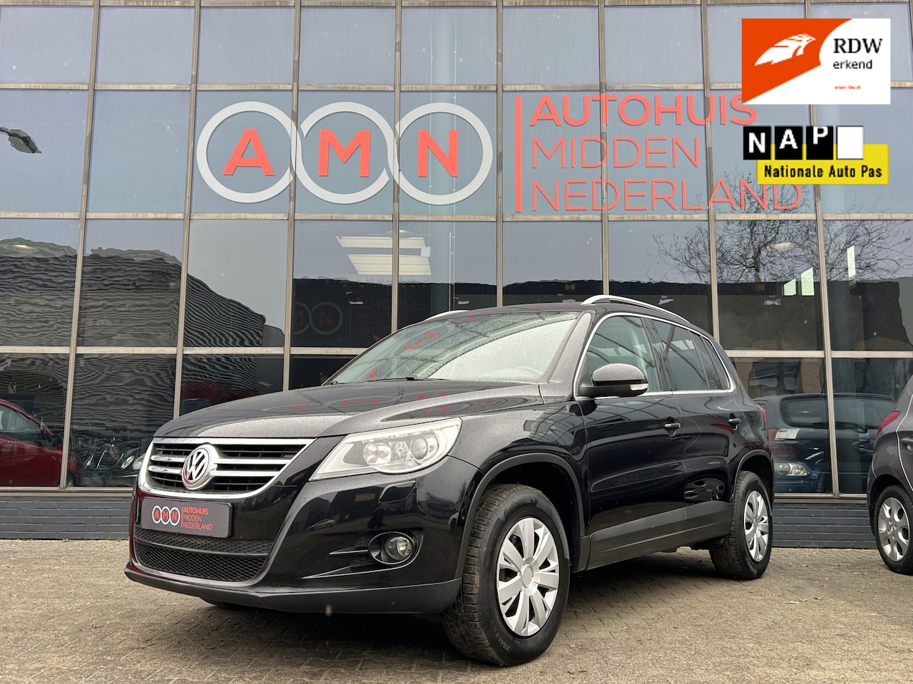 Volkswagen Tiguan - 2.0 TSI Track&Field 4Motion - AutoWereld.nl