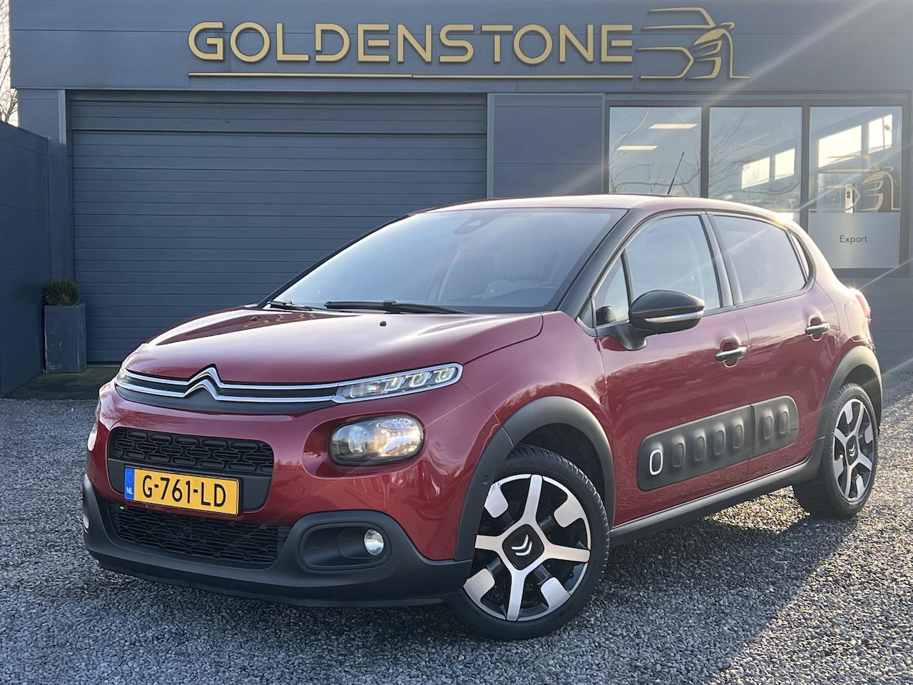 Citroën C3 - 1.2 PureTech S&S Shine 2e Eigenaar,Navi,Clima,Cruise,Camera,Distributie vervangen 2023,APK - AutoWereld.nl