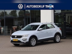 Volkswagen T-Roc - 1.0 TSI Style 115PK / 85kW, executive pakket (navigatie, DAB+, alarm klasse III, Apple Car