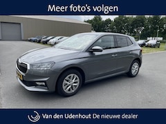 Skoda Fabia - 1.0 TSI 95pk Business Edition / Keyless / Apple Carplay / Parkeersensoren