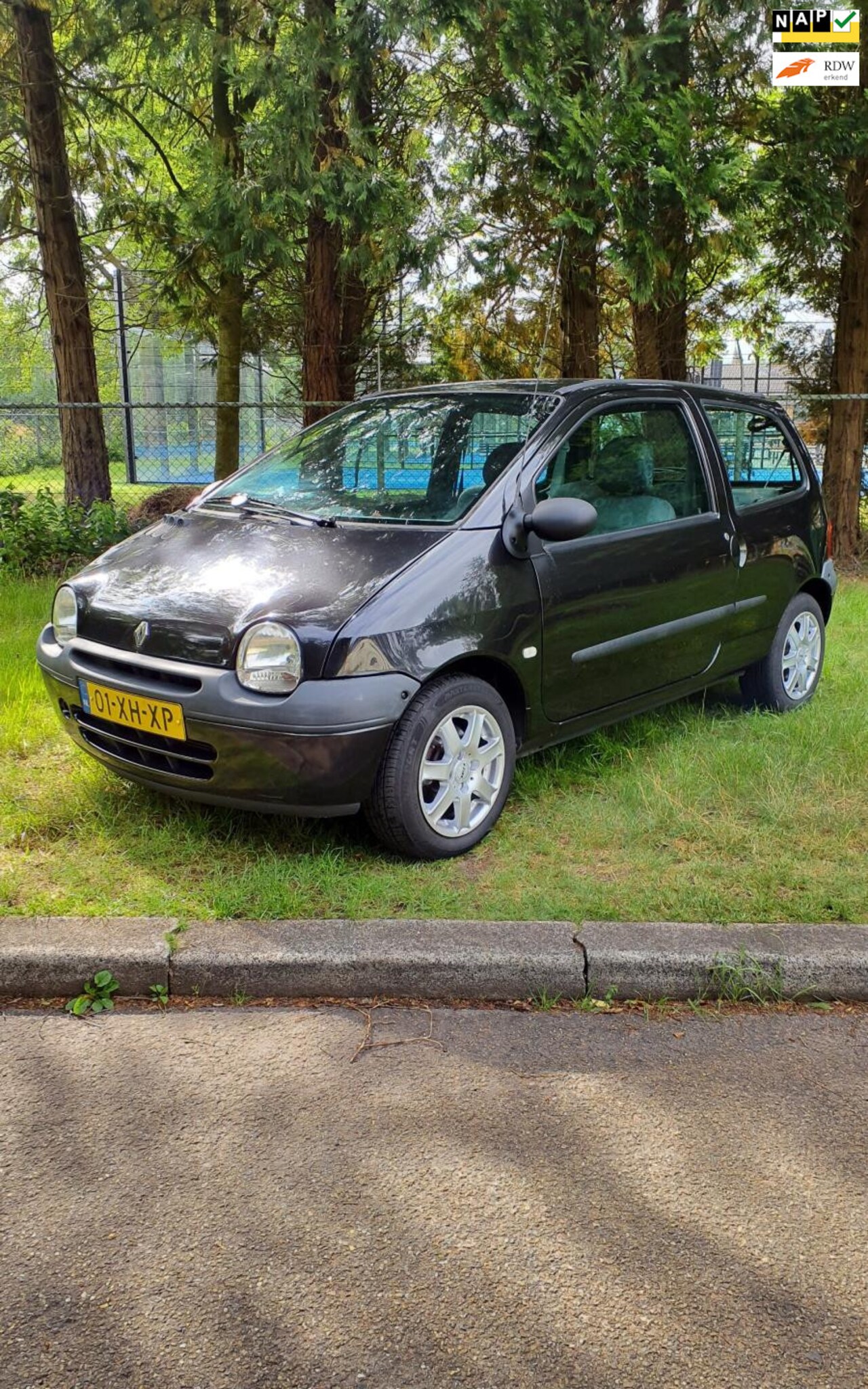 Renault Twingo - 1.2 Authentique nieuwe apk Airco - AutoWereld.nl