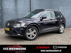 Volkswagen Tiguan - 1.5 TSI 150pk Comfortline Business | Panoramaschuif-kanteldak | Trekhaak 1800kg | Navi & C