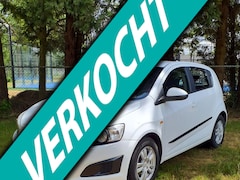 Chevrolet Aveo - 1.4 LT 5 deurs Airco, groot navigatiesysteem