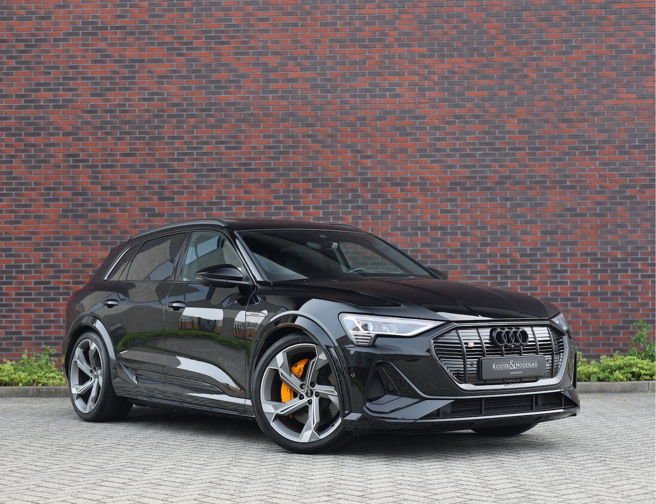 Audi e-tron - S Quattro 95 kWh *B&O*Pano*Head-Up* - AutoWereld.nl