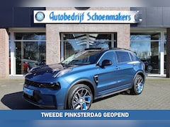 Lynk & Co 01 - 1.5 261PK 6.6Kwh LADEN 360-CAMERA PANO/SCHUIF INFINITY DAB NAVI CARPLAY CAMERA STOELVERWAR