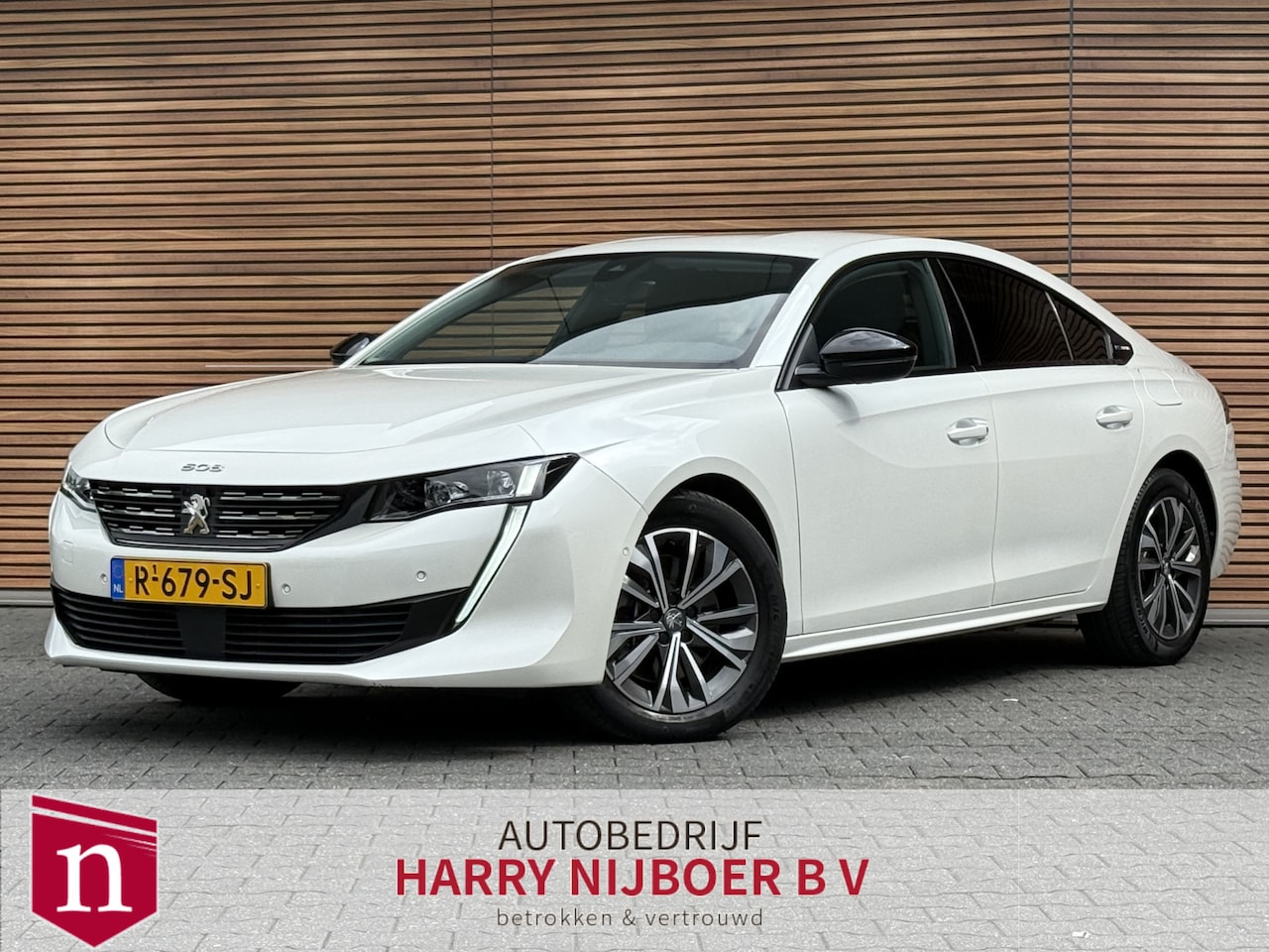 Peugeot 508 - 1.6 HYbrid Allure Pack Business 360* Camera / Adapt. Cruise / Navigatie - AutoWereld.nl
