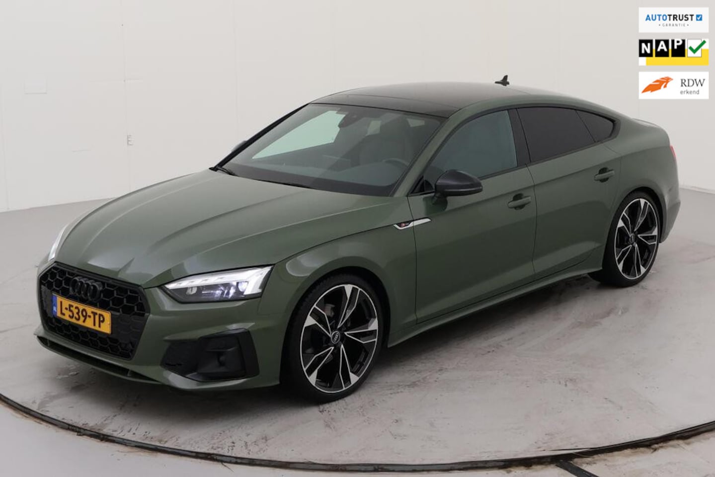 Audi A5 Sportback - 35 TFSI S-LINE Competition l RS-ZETELS l PANO l VIRTUAL l CAMERA l TREKHAAK l SFEER l MASS - AutoWereld.nl