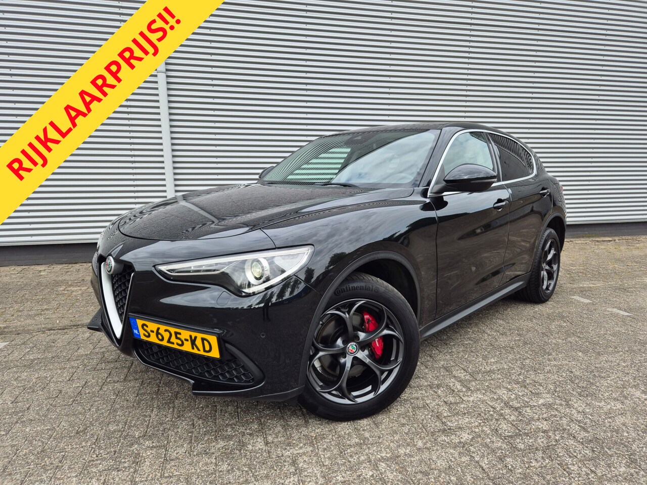 Alfa Romeo Stelvio - 2.0 T AWD Super Automaat, panoramadak,trekhaak,cruise,navigatie,achteruitrijcamera,lederen - AutoWereld.nl