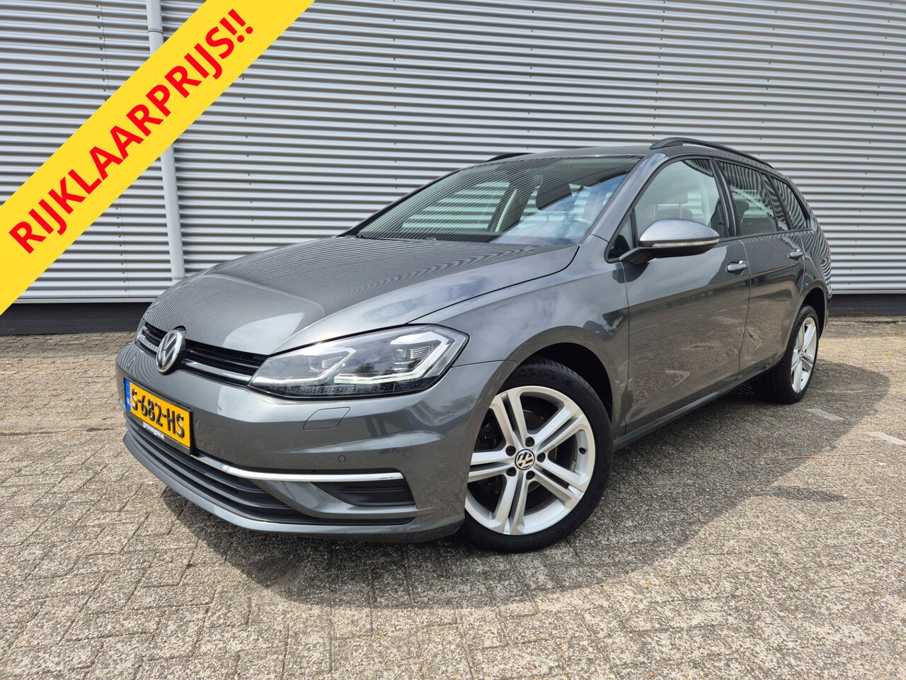 Volkswagen Golf Variant - 1.0 TSI Comfortline Business airco,cruise,navigatie,stoelverwarming,parkeersensoren, - AutoWereld.nl