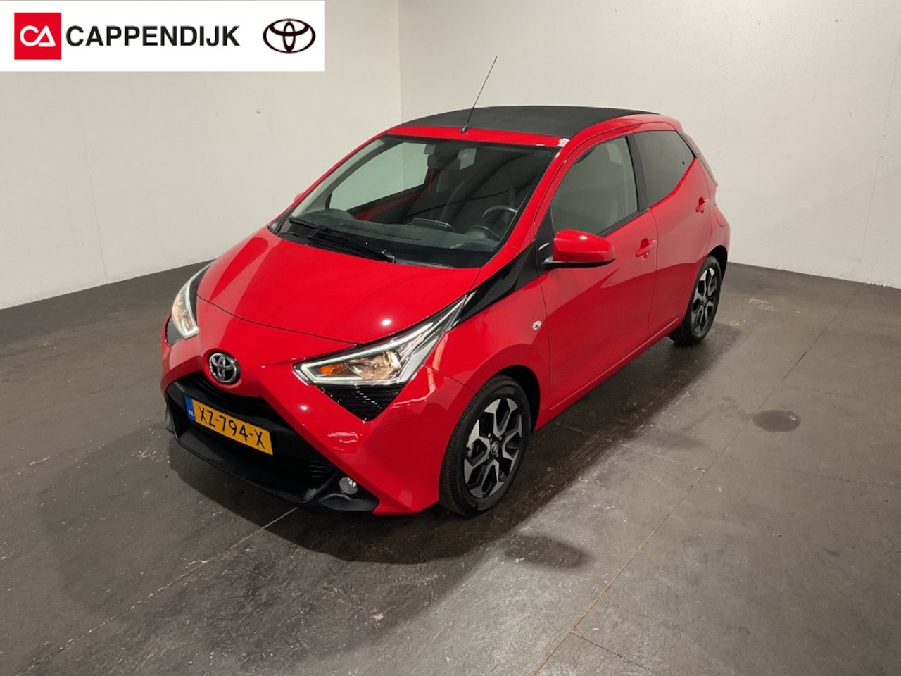 Toyota Aygo - Cabrio | Navigatie | Camera | 1.0 VVT-i x-joy - AutoWereld.nl