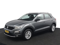 Volkswagen T-Roc - 1.5 TSI Style Business Trekhaak Vakantie klaar