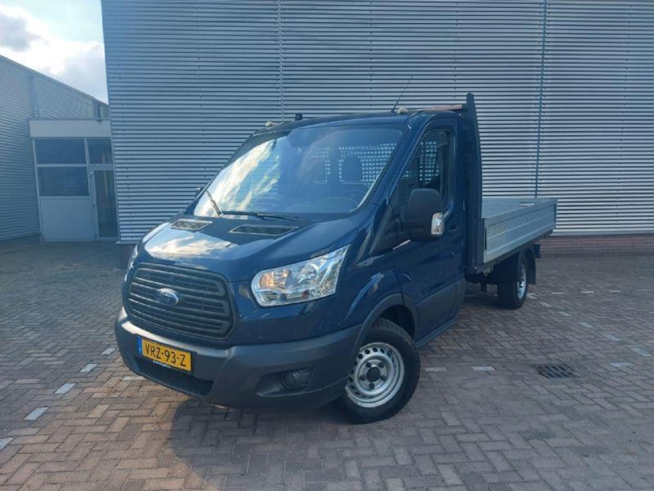 Ford Transit - Ford transit bakwagen 2.2 prijs is EX btw, trekhaak, radio installatie, pick-up, elec rame - AutoWereld.nl
