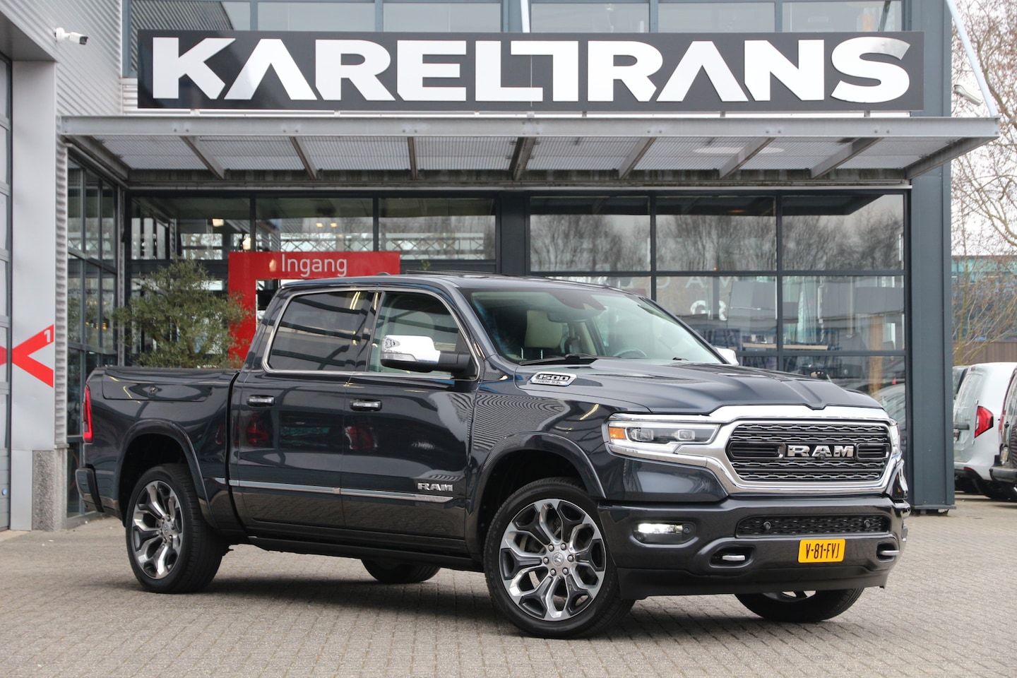 Dodge Ram 1500 - 5.7 HEMI V8 | Limited | MARGE / BTW/BPM vrij | Luchtvering | Panorama.. - AutoWereld.nl