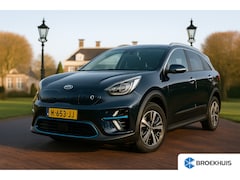 Kia e-Niro - ExecutiveLine 64 kWh | NL-AUTO | LEDER | AFN. TREKHAAK | 1 EIGENAAR | BTW-AUTO | ALL-SEASO