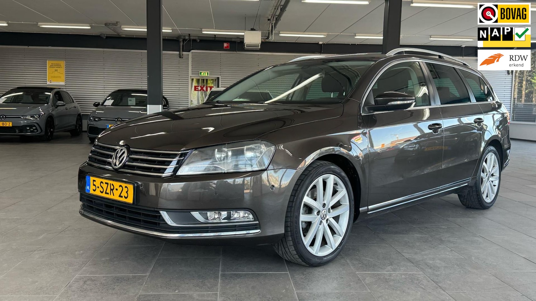 Volkswagen Passat Variant - 1.4 TSI Comfortline BlueMotion automaat navigatie clima cruise controle elektrische pakket - AutoWereld.nl