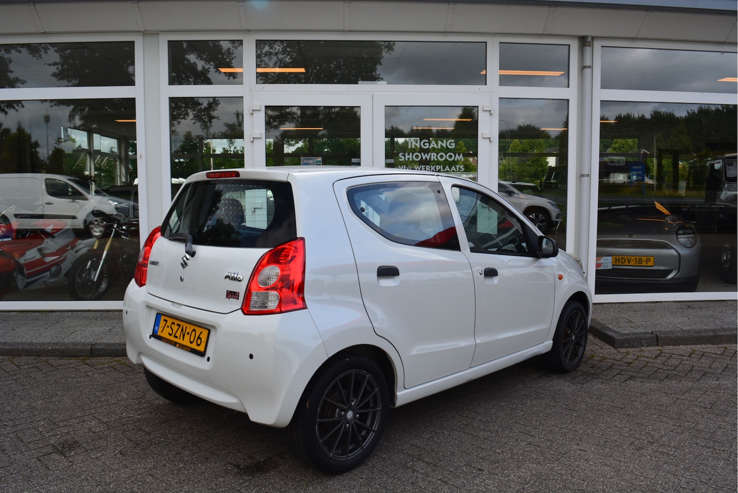 Suzuki Alto - 1.0 Comfort Spirit | Airco | PDC | Orig. NL | NAP | LM | - AutoWereld.nl