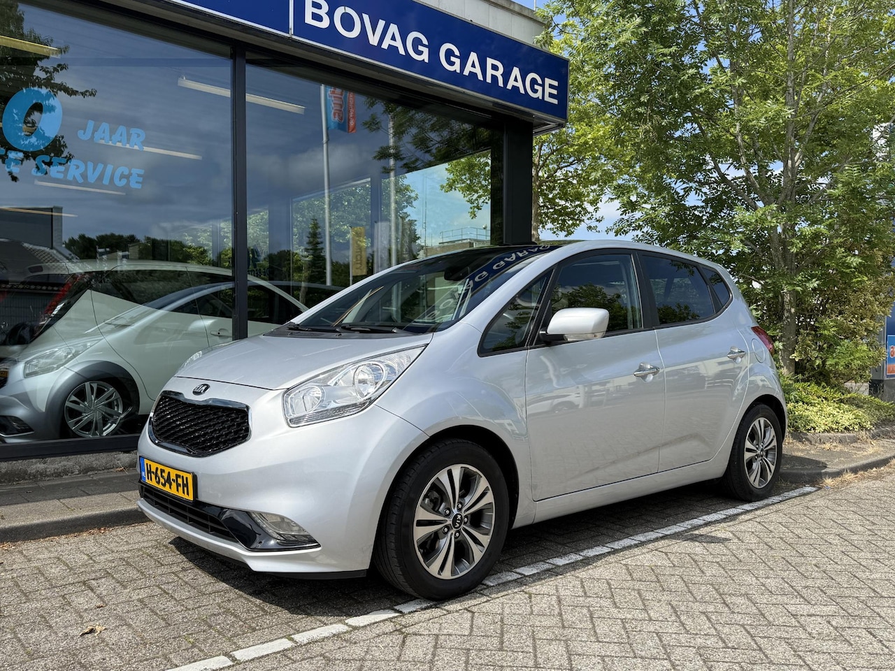 Kia Venga - 1.6 CVVT ExecutiveLine 1.6 CVVT ExecutiveLine - AutoWereld.nl
