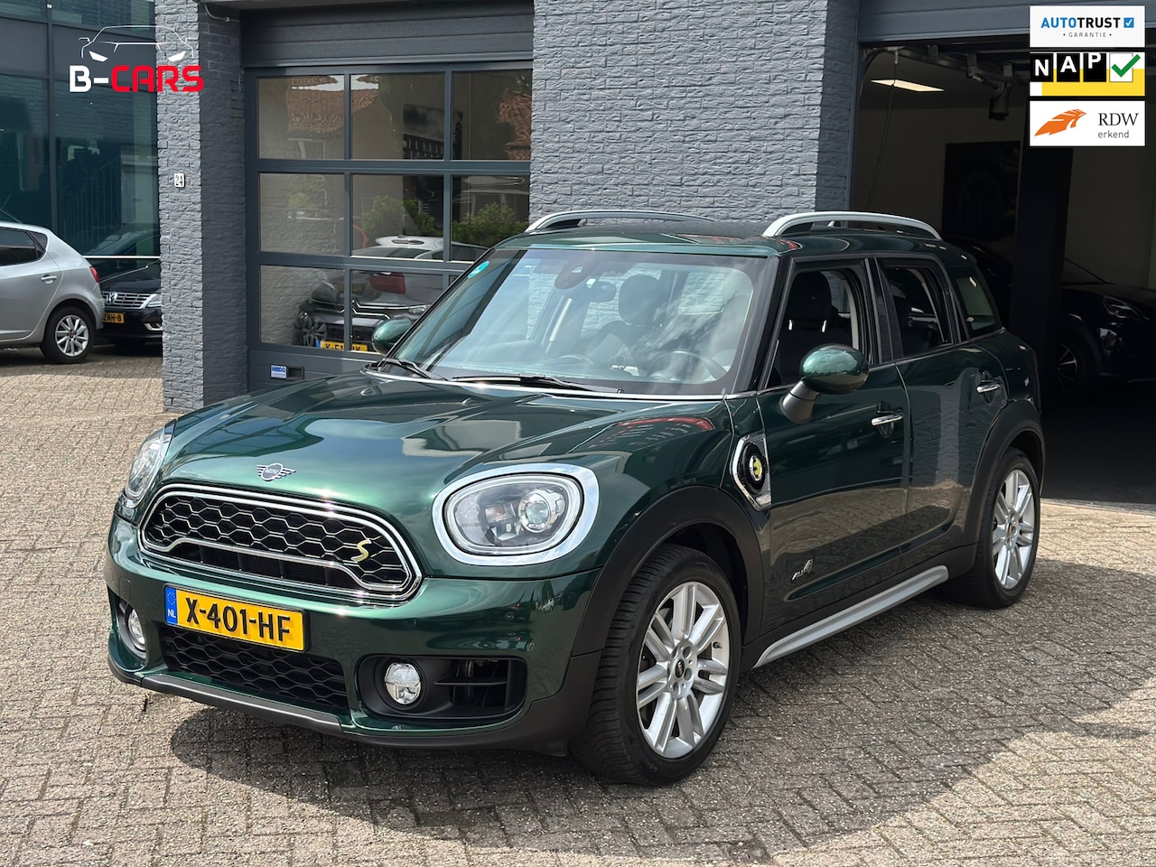 MINI Countryman - 2.0 Cooper S E ALL4 Chili Mini 2.0 Cooper S E ALL4 Chili - AutoWereld.nl