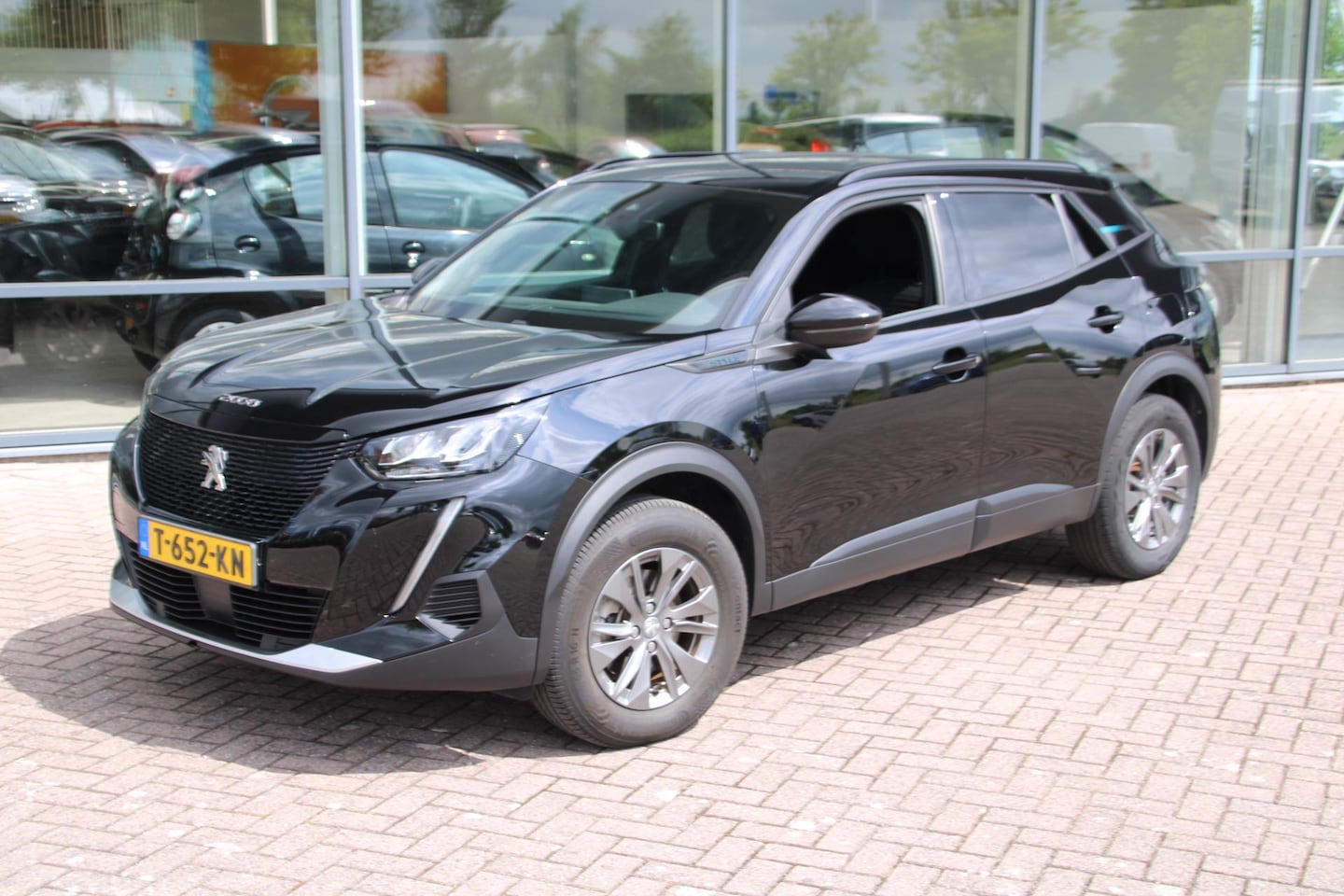 Peugeot e-2008 - EV Style 50 kWh EV Style 50 kWh - AutoWereld.nl