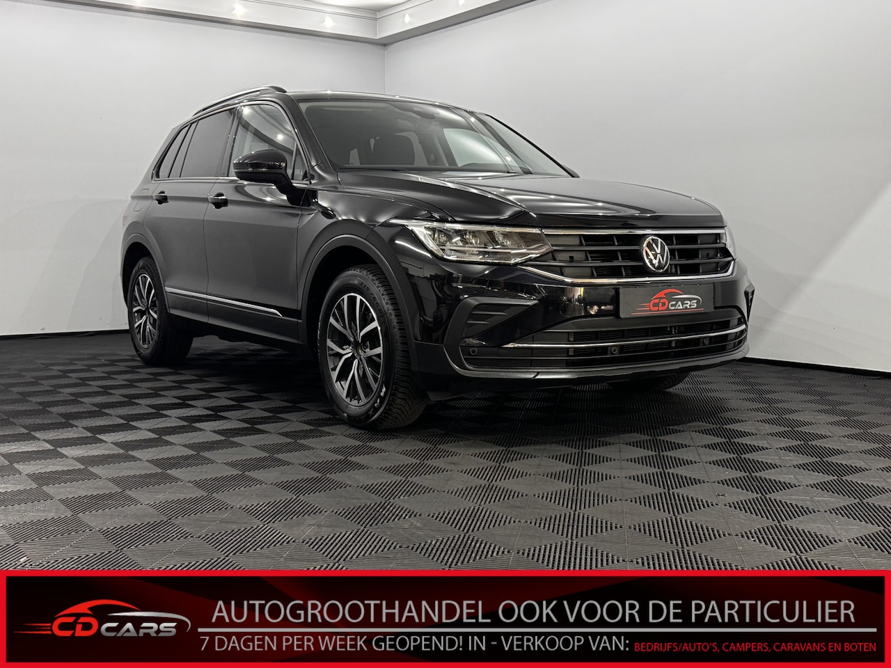 Volkswagen Tiguan - 1.5 TSI Life Business Clima, Navi, Parkeersensoren, Winterpakket, A start stop, Cruise con - AutoWereld.nl