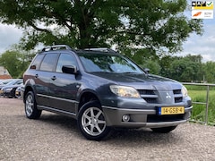 Mitsubishi Outlander Sport - 2.0 Travel | Leder + Airco + Cruise nu € 3.750,