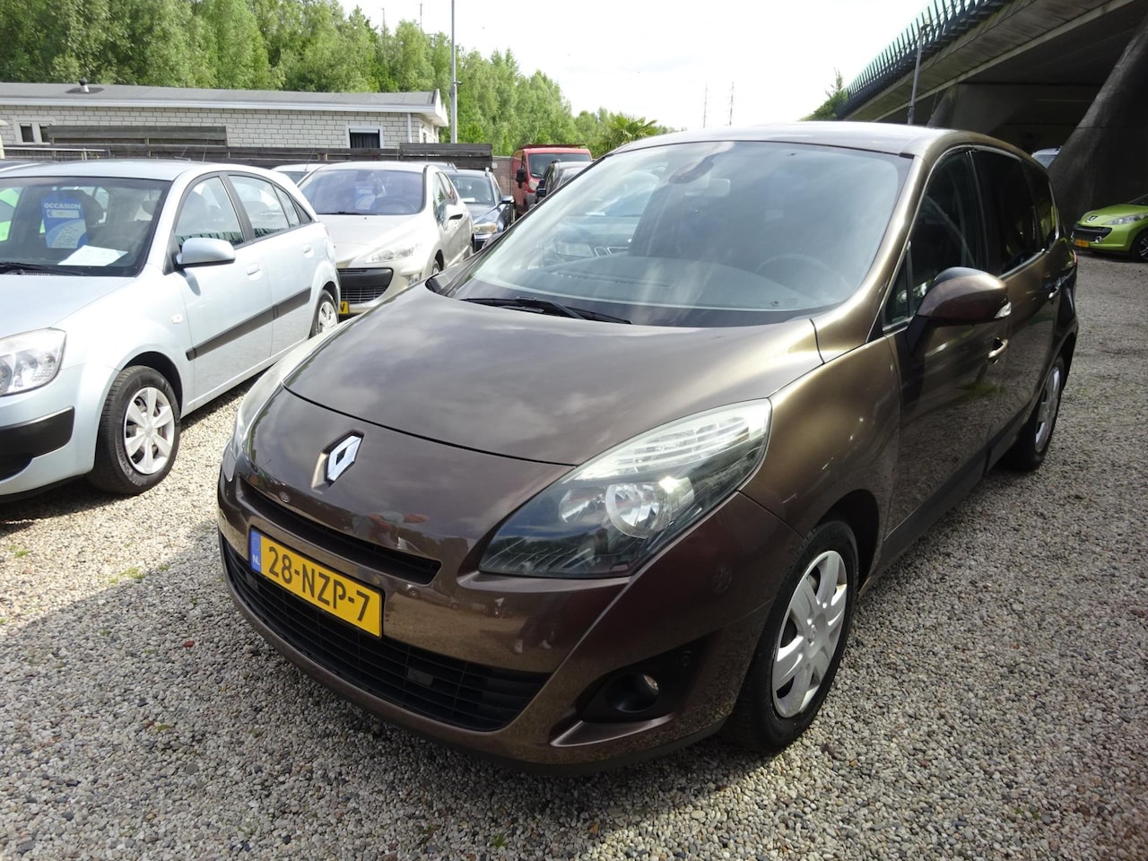 Renault Grand Scénic - 1.6 Expression 7p. E85 1.6 Expression 7p. E85, Climate en Cruise control - AutoWereld.nl