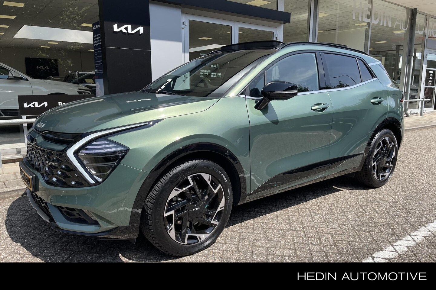 Kia Sportage - 1.6 T-GDi Hybrid GT-Line | ALL SEASONBANDEN | 19INCH LICHTMETAAL | NL AUTO | PANORAMADAK | - AutoWereld.nl
