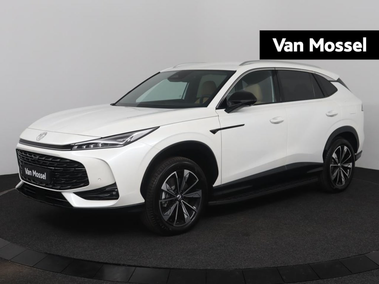 MG HS - MG PHEV 1.5 Luxury 1500 KG Trekgewicht | 100 km elektrisch rijden | TIJDELIJK UPGRADE VOOR - AutoWereld.nl