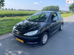 Peugeot 206 - 1.4 One-line AIRCO/ELEK. RAMEN/APK 05-2026