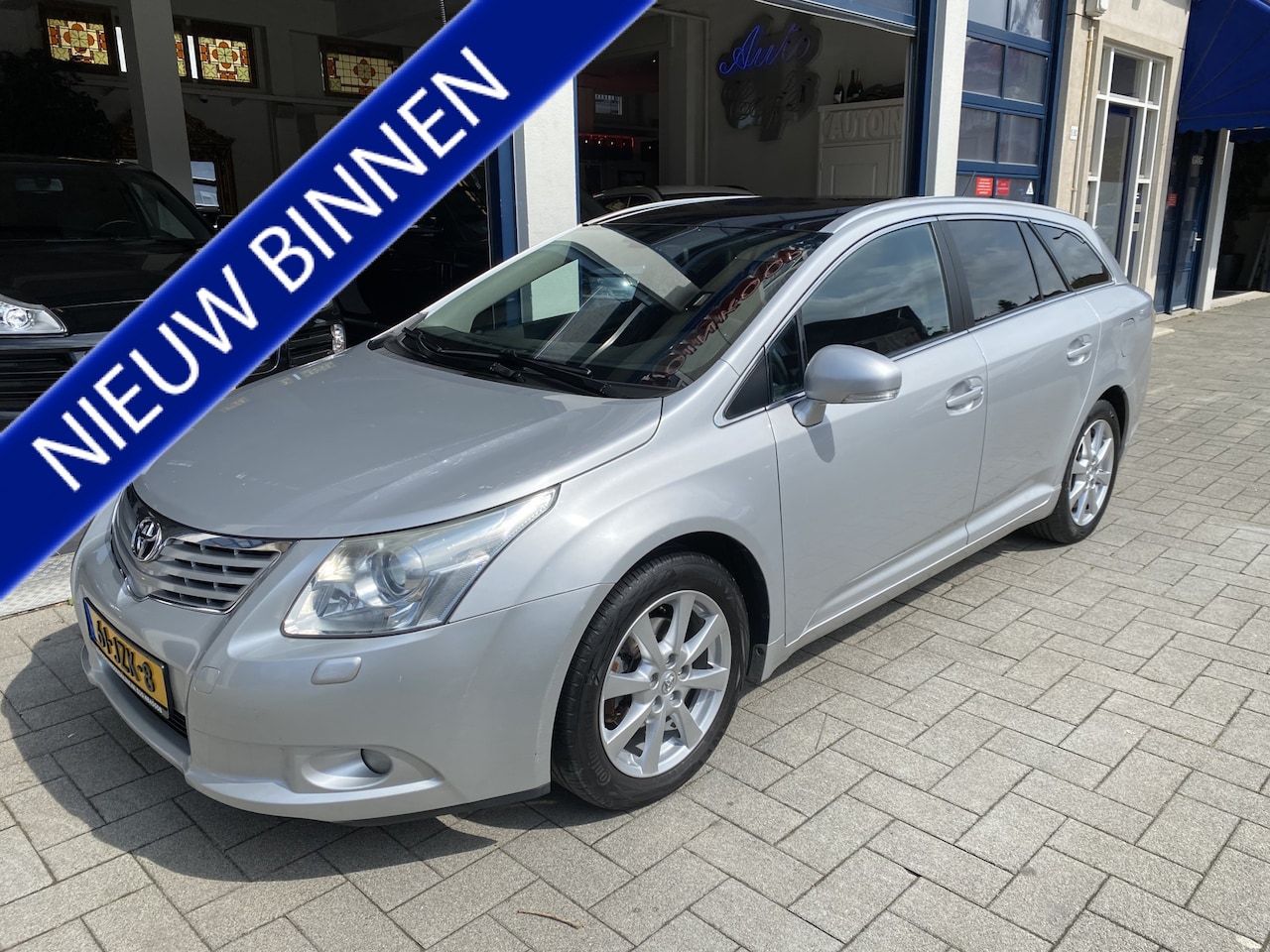 Toyota Avensis Wagon - 2.0 VVTi Executive Business 2.0 VVTi Executive Business - AutoWereld.nl