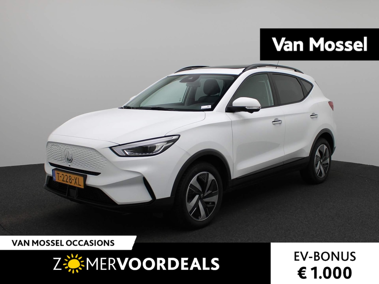 MG ZS - EV Standard Range Luxury 50 kWh MG ZS EV Standard Range Luxury 50 kWh | Leder | Apple Carp - AutoWereld.nl