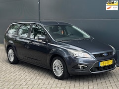 Ford Focus Wagon - 1.6 Titanium NAVI CLIMA CRUISE PDC TREKHAAK NAP