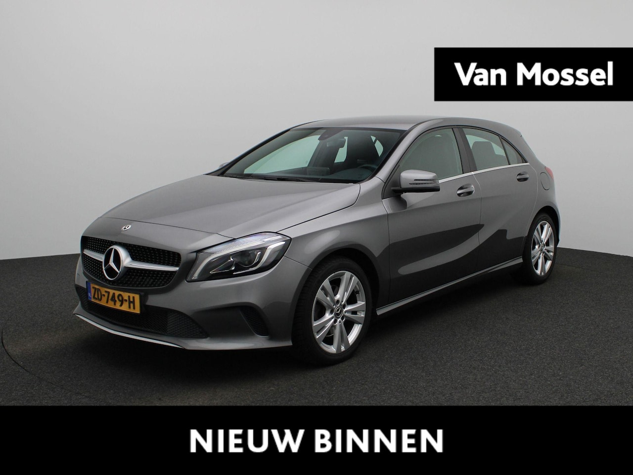 Mercedes-Benz A-klasse - 180 Business Solution AMG | Achteruitrijcamera | Navigatie | Cruise Control - AutoWereld.nl