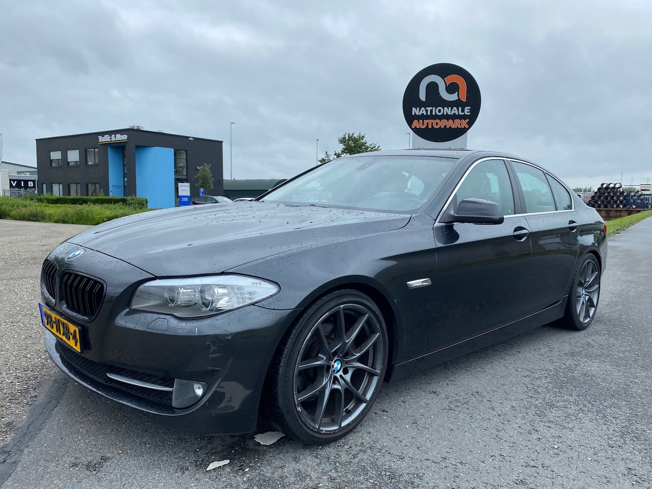 BMW 5-serie - 2010 * 523i High Executive * LMV * LED * EXPORT & HANDEL - AutoWereld.nl