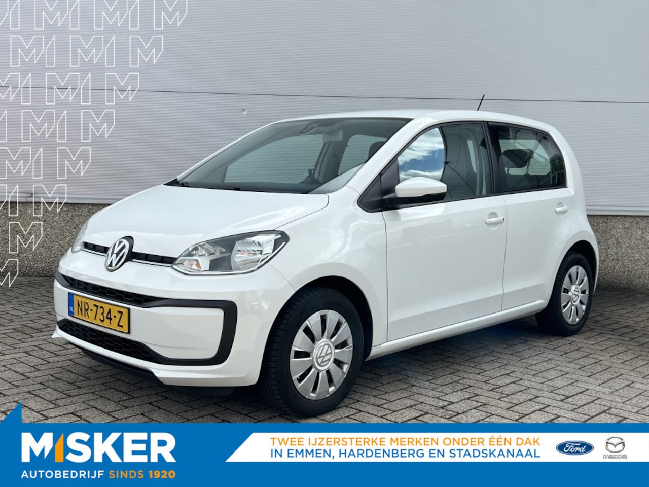 Volkswagen Up! - 1.0 BMT move up! NAP! 1e EIGENAAR! AIRCO! DAB! - AutoWereld.nl
