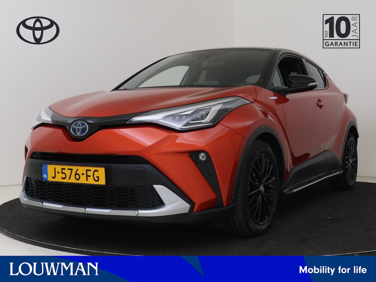 Toyota C-HR - 2.0 Hybrid Launch Edition | JBL audio | Lederen interieur | 18" LM velgen | - AutoWereld.nl