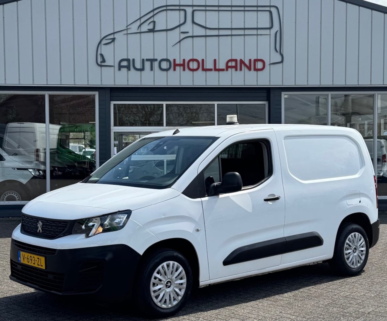 Peugeot Partner - 1.6 HDI 55KW 75PK EURO 6 AIRCO/ SCHUIFDEUR/ PARKEERSENSOREN/ 100 - AutoWereld.nl