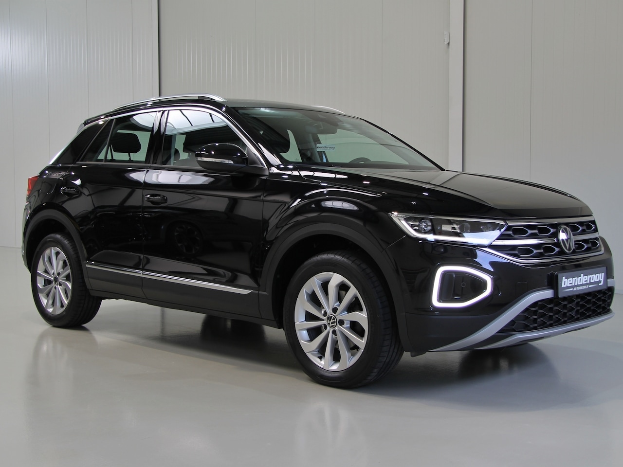 Volkswagen T-Roc - 1.5 TSI 150pk DSG Style - AutoWereld.nl