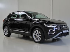 Volkswagen T-Roc - 1.5 TSI 150pk DSG Style | Acc | Lane | Camera