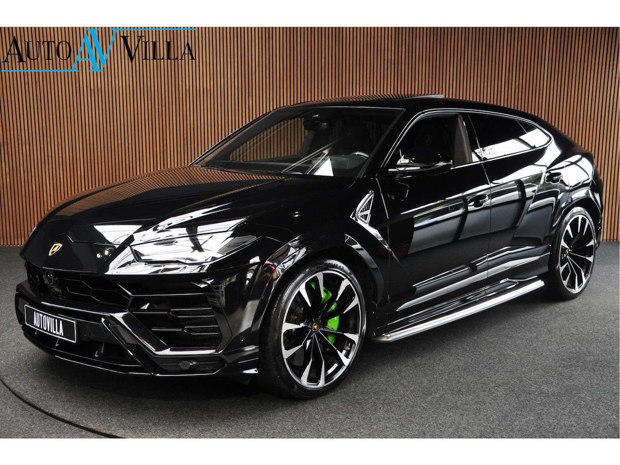 Lamborghini Urus - 4.0 V8 Panodak Massage B&O Capristo 360 ° Orig. NL - AutoWereld.nl