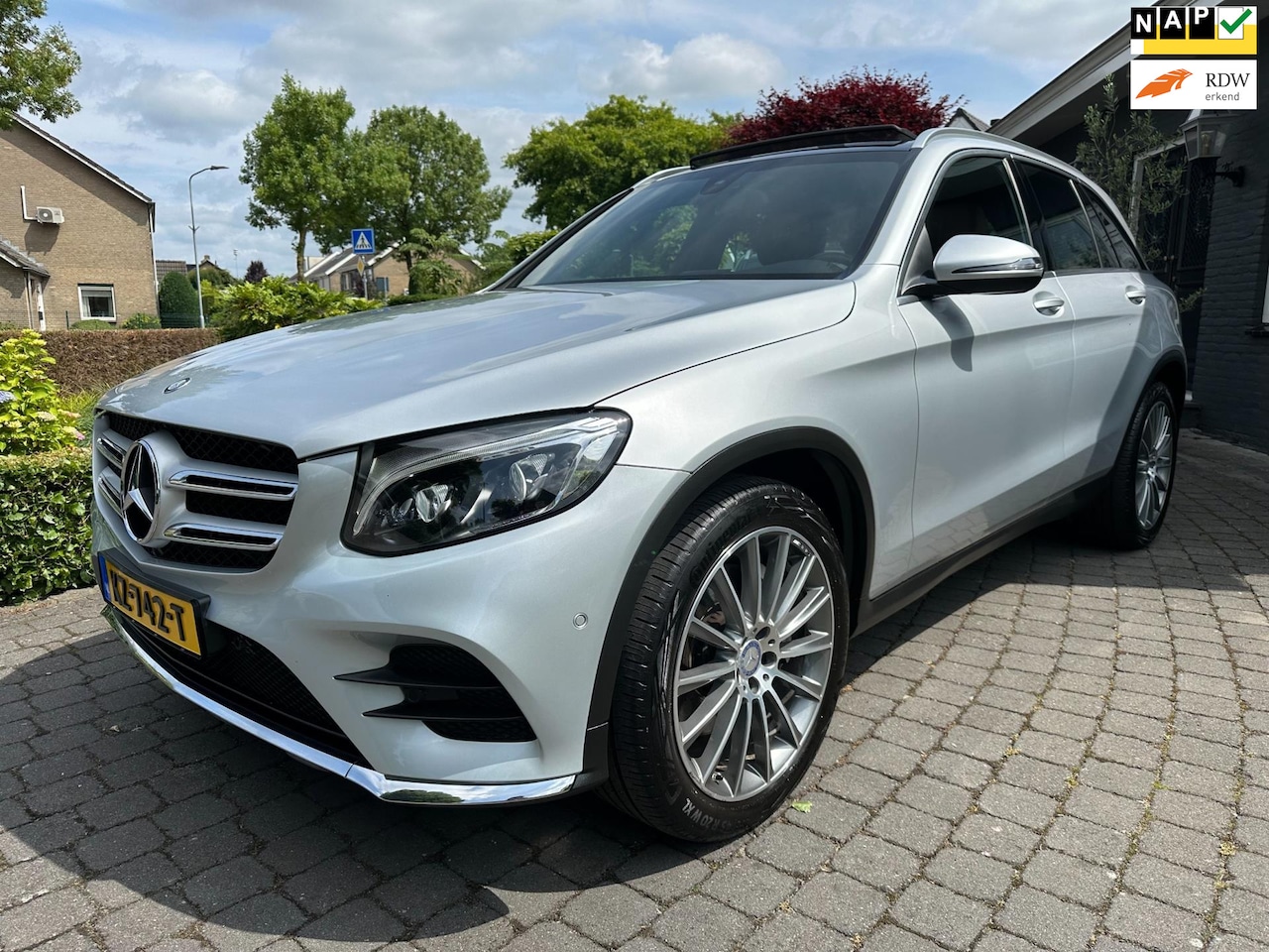Mercedes-Benz GLC-klasse - 250 4MATIC 250 4MATIC, AMG, Pano, 1e Eigenaar - AutoWereld.nl