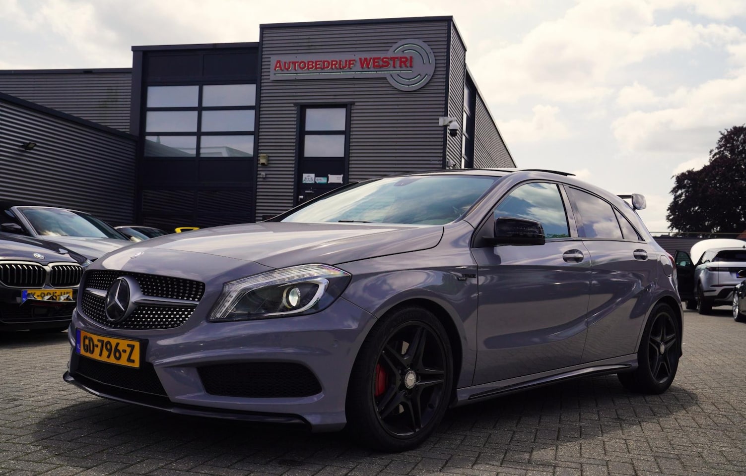Mercedes-Benz A-klasse - 250 Sport AMG | A45S AMG Pakket | Carbon | AMG Spoiler | Panorama Schuif/kanteldak | Stoel - AutoWereld.nl