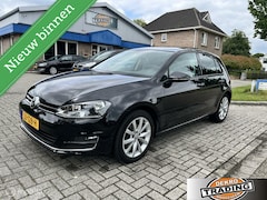 Volkswagen Golf - 1.2 TSI Highline