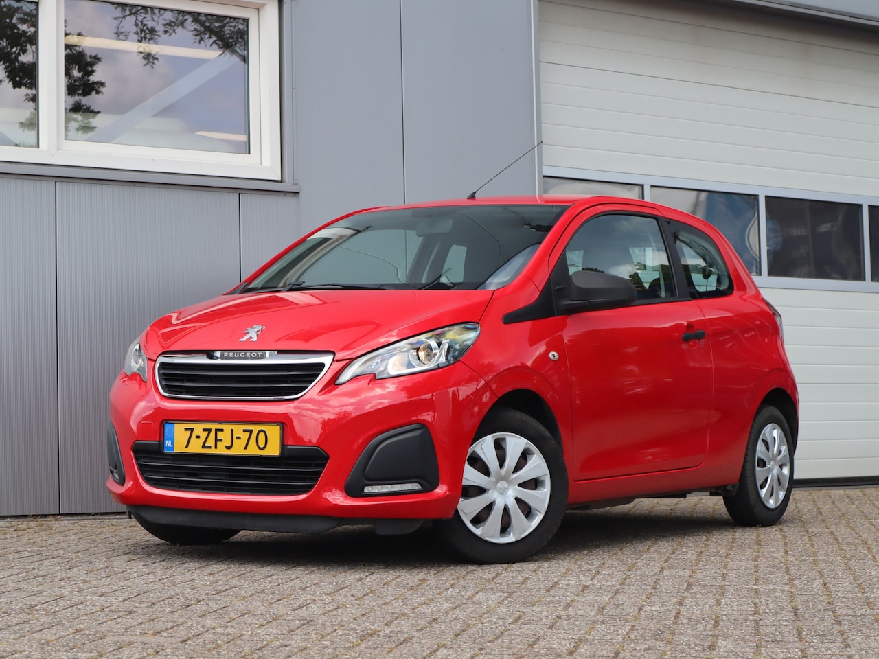 Peugeot 108 - 1.0 e-VTi Access 1.0 e-VTi Access - AutoWereld.nl