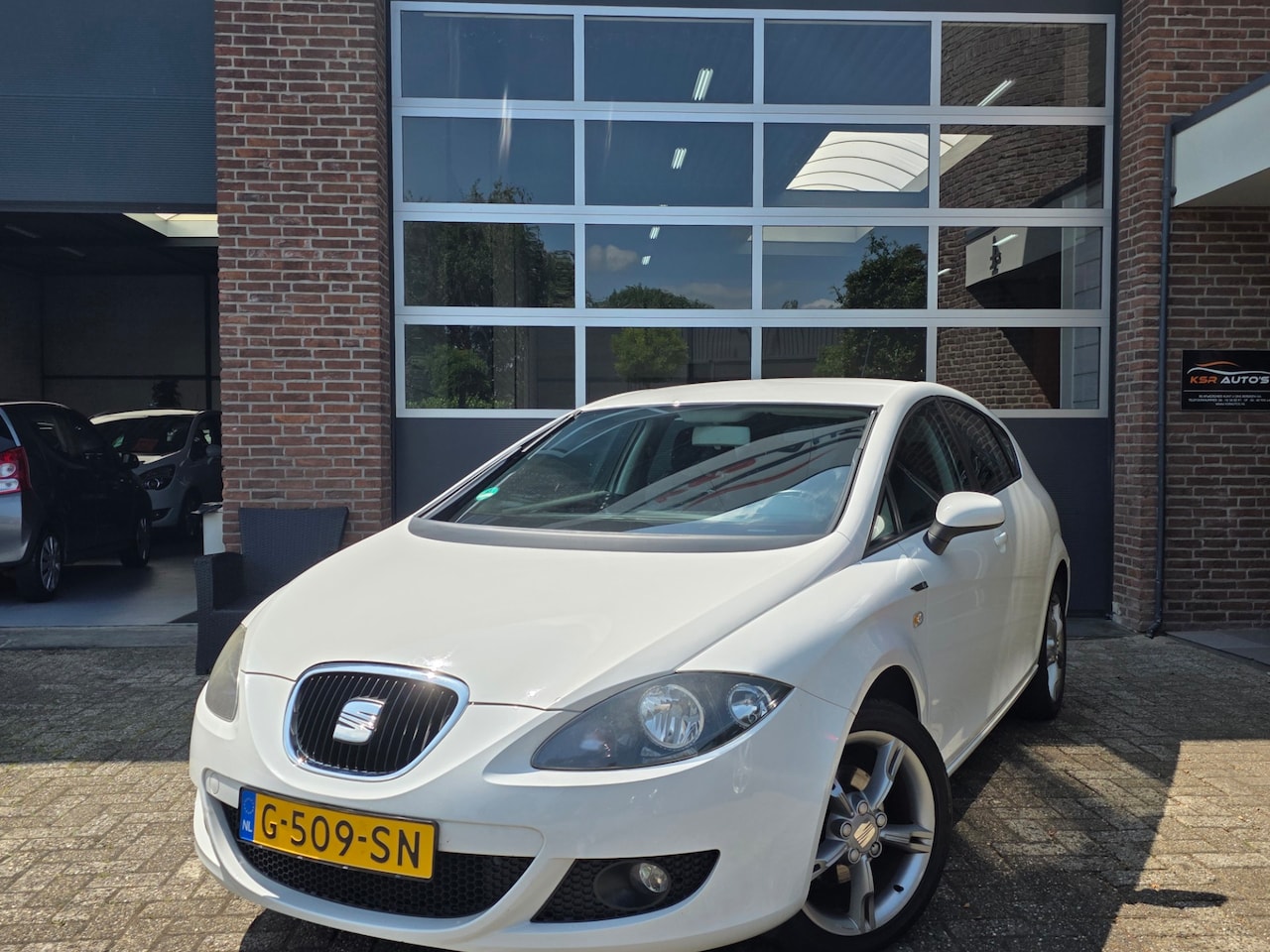 Seat Leon - 1.6 Reference|Airco|Lm velgen|5drs|Apk|Isofix - AutoWereld.nl