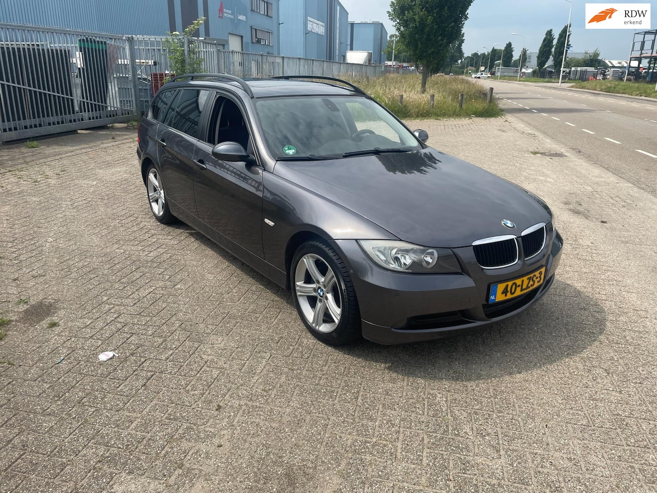 BMW 3-serie Touring - 318i 318i - AutoWereld.nl