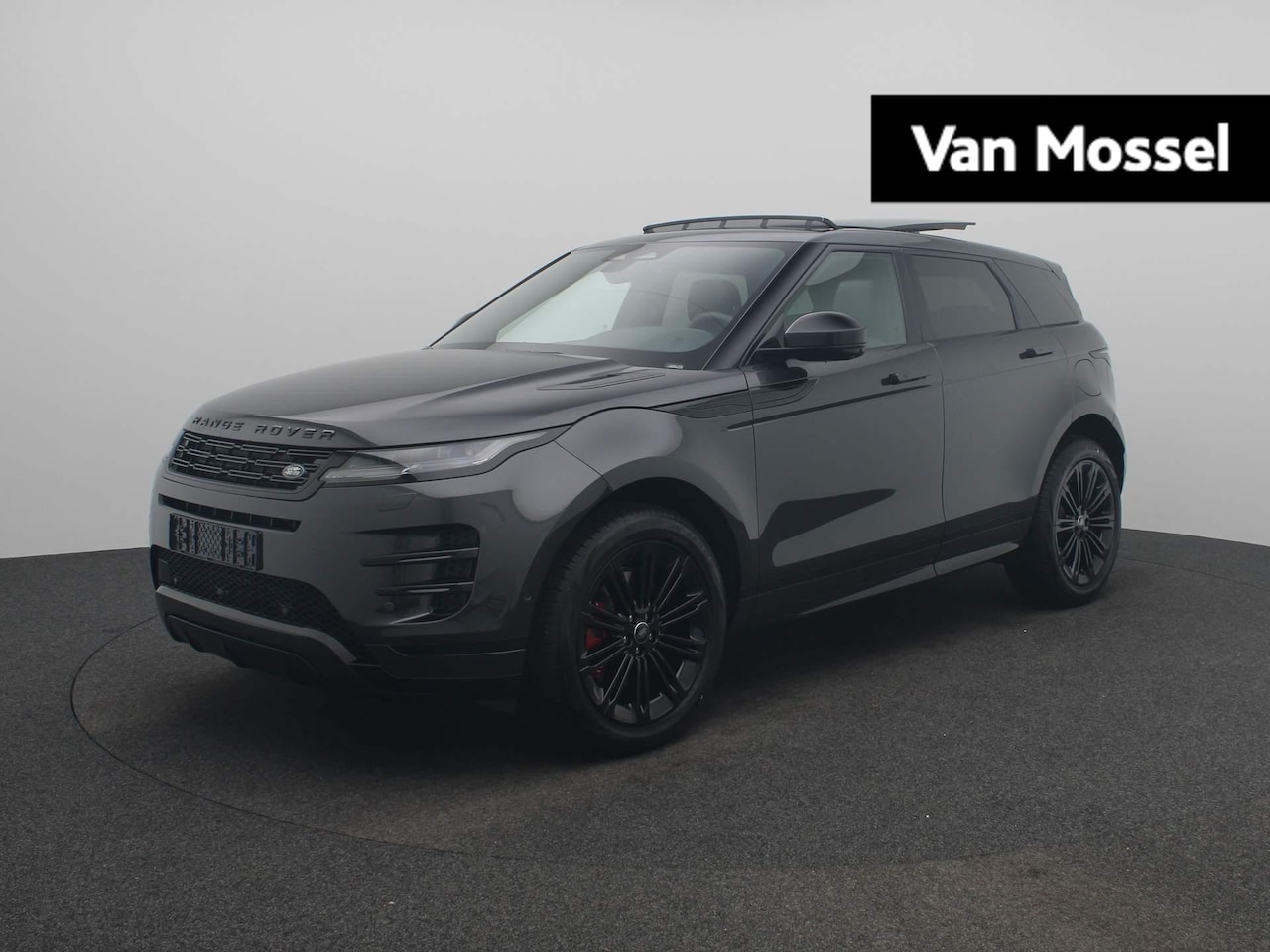 Land Rover Range Rover Evoque - P270e PHEV AWD SE Dynamic Edition | Adaptieve Cruise | Panorama dak | Elektrische trekhaak - AutoWereld.nl