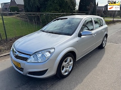 Opel Astra - 1.6 Business Airco Cruise Trekhaak Lm velgen